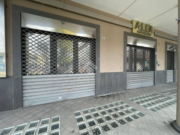 negozio in affitto a Frattamaggiore