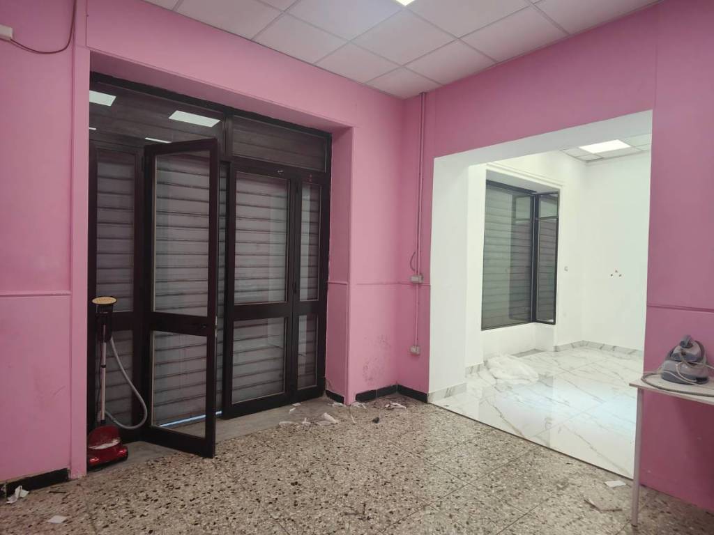 negozio in affitto a Frattamaggiore