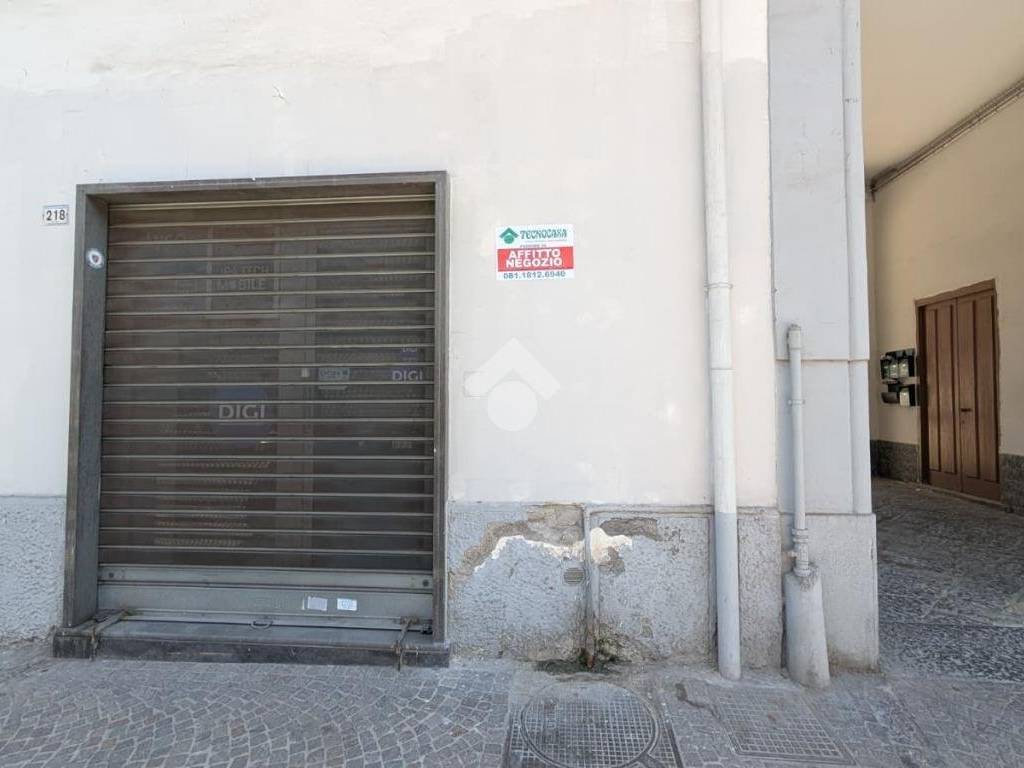 negozio in affitto a Frattamaggiore