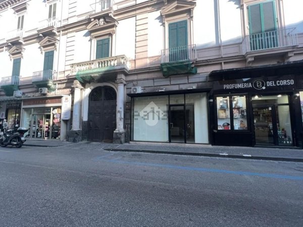 locale commerciale in affitto a Frattamaggiore