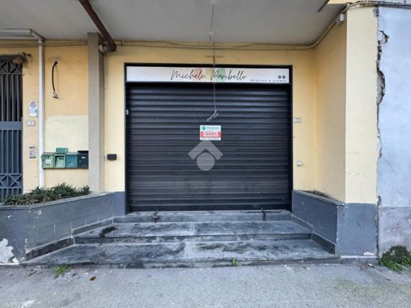 negozio in affitto a Frattaminore