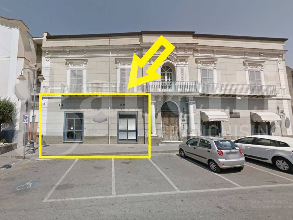 negozio in affitto a Frattaminore