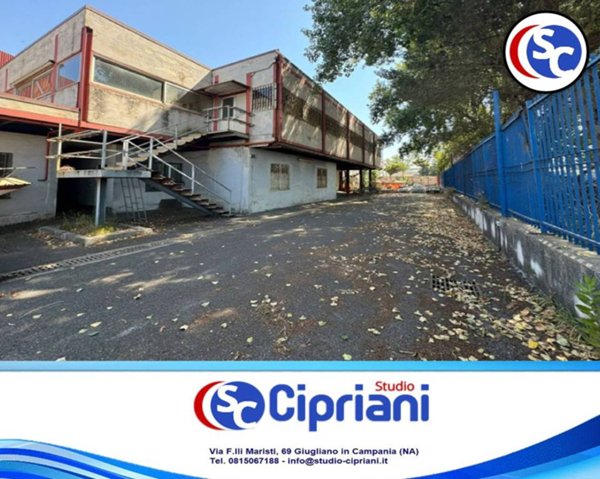 locale commerciale in affitto a Giugliano in Campania