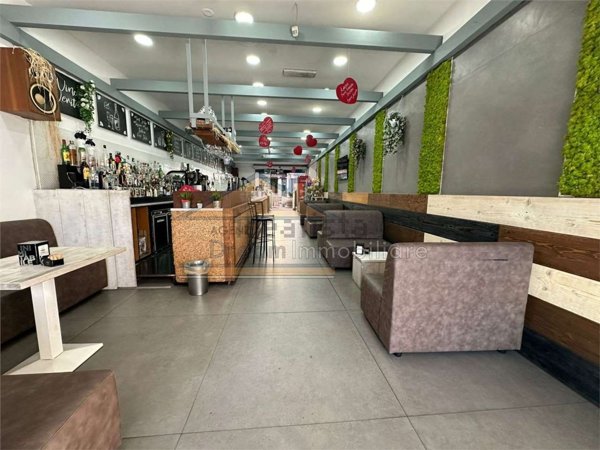 locale commerciale in affitto a Giugliano in Campania