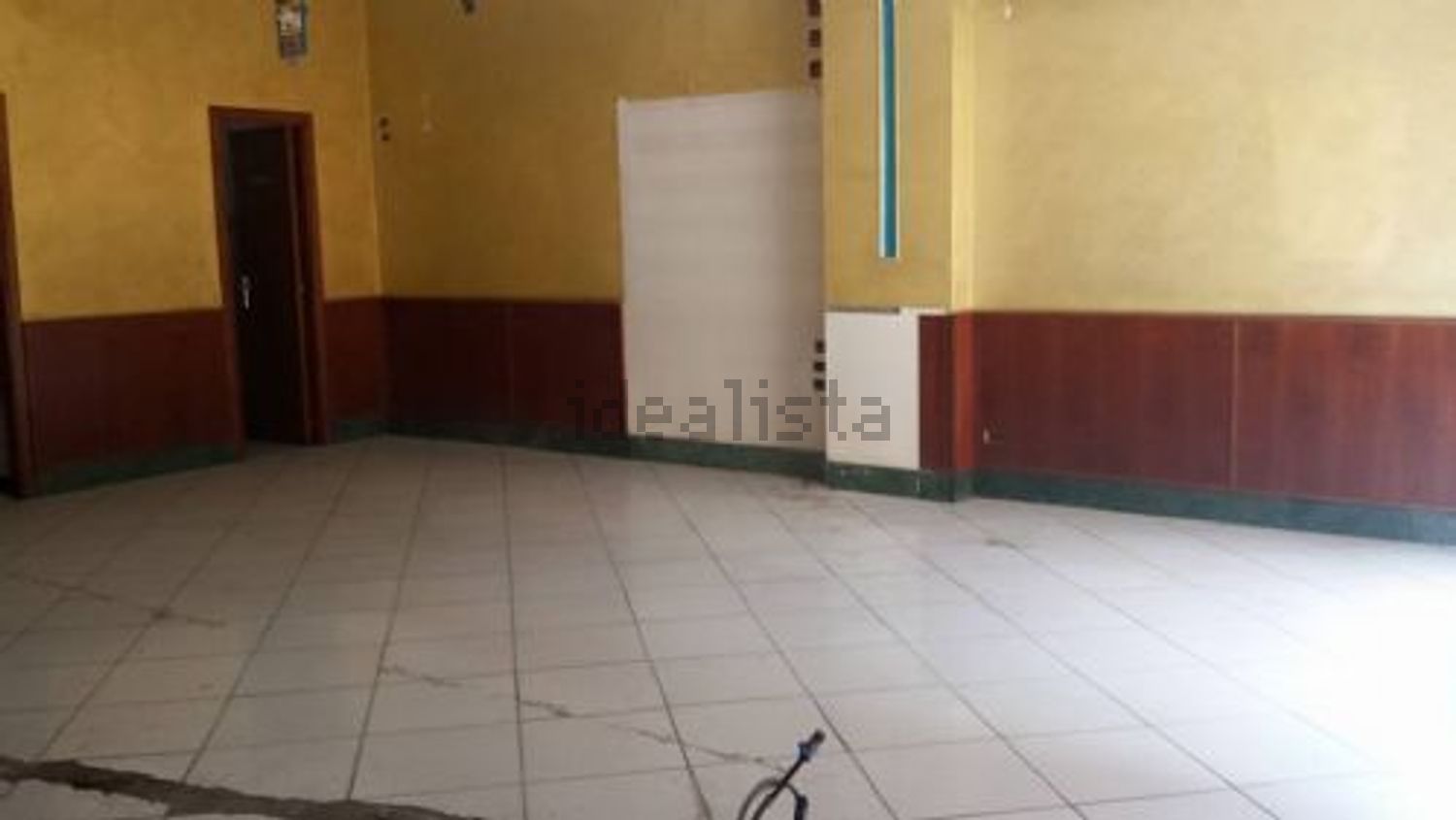 locale commerciale in affitto a Giugliano in Campania