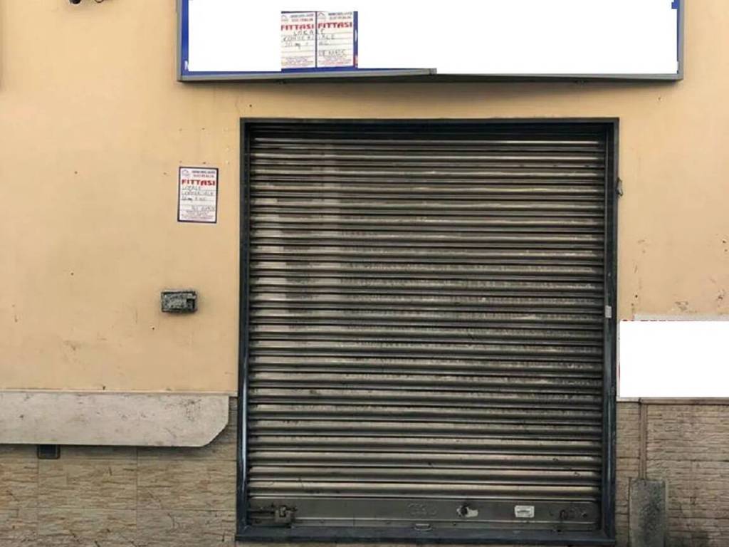 negozio in affitto a Giugliano in Campania