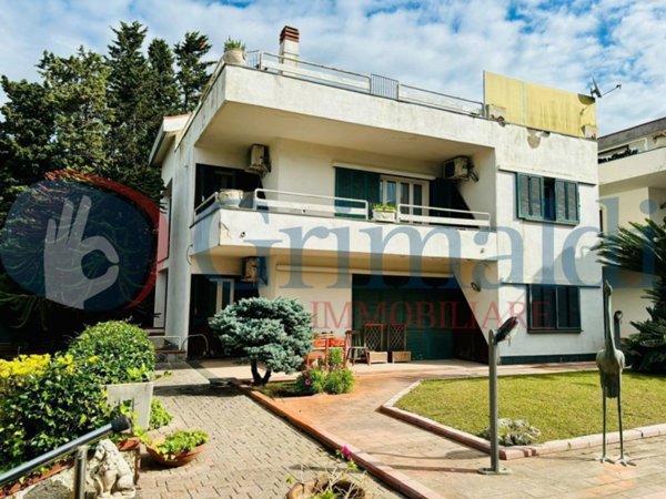 casa indipendente in affitto a Giugliano in Campania in zona Lago Patria