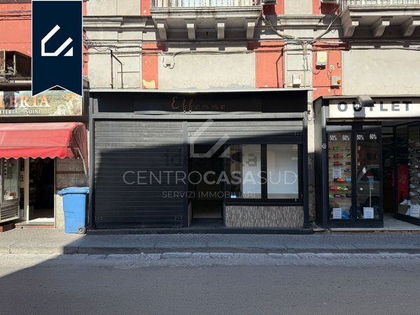 locale commerciale in affitto a Giugliano in Campania
