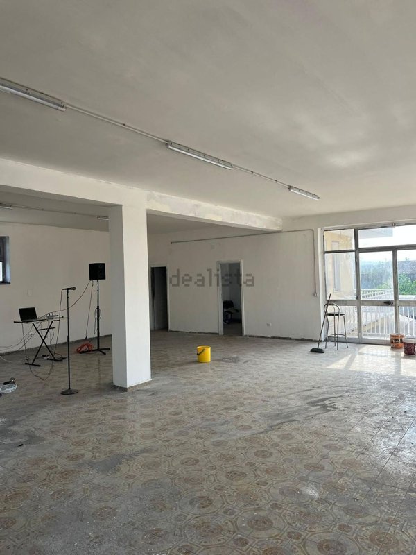 ufficio in affitto a Giugliano in Campania