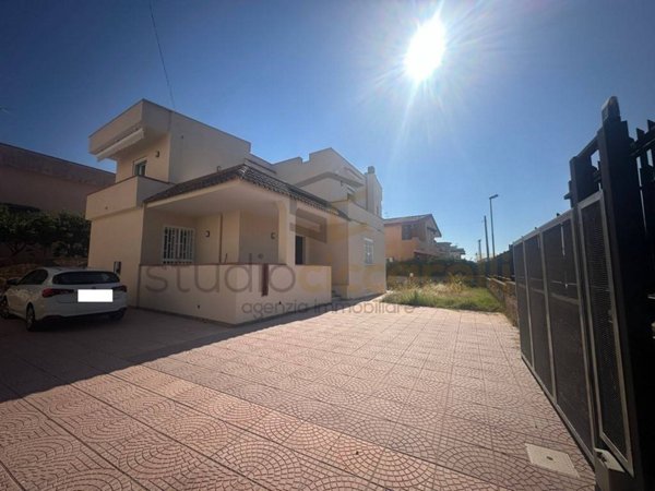 casa indipendente in affitto a Giugliano in Campania in zona Lago Patria