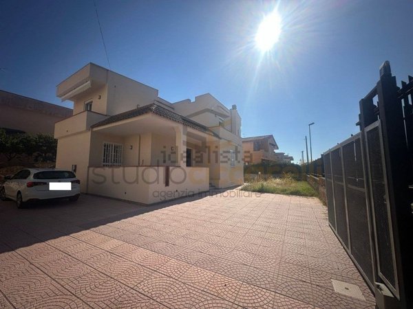 casa indipendente in affitto a Giugliano in Campania in zona Lago Patria