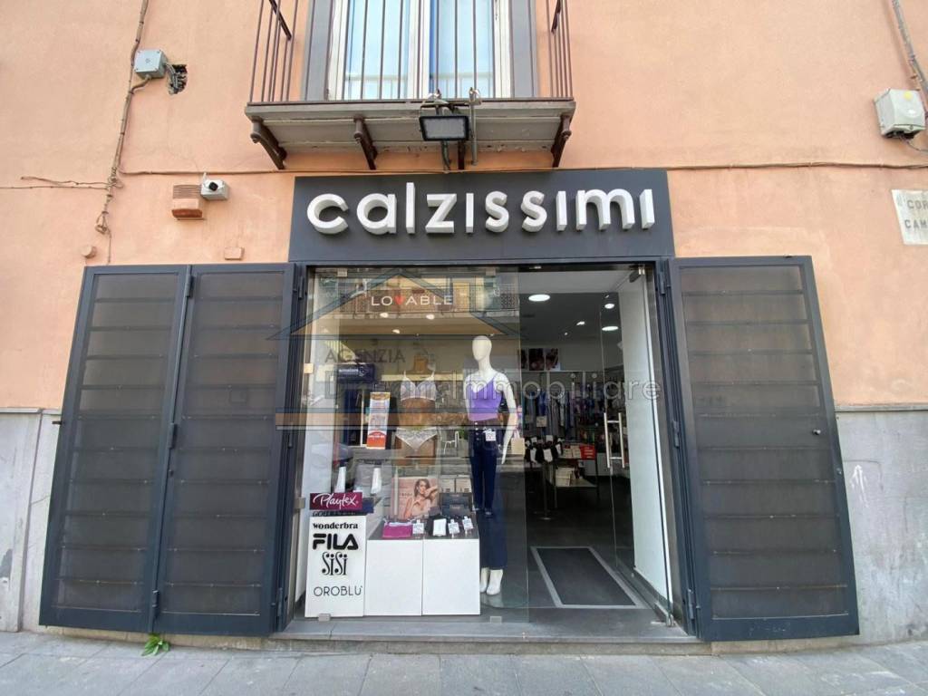 negozio in affitto a Giugliano in Campania