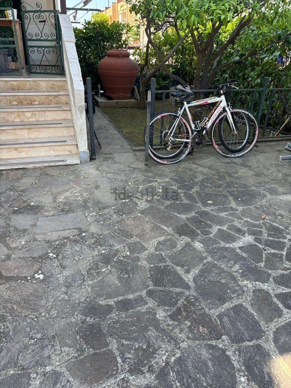casa indipendente in affitto a Giugliano in Campania in zona Varcaturo