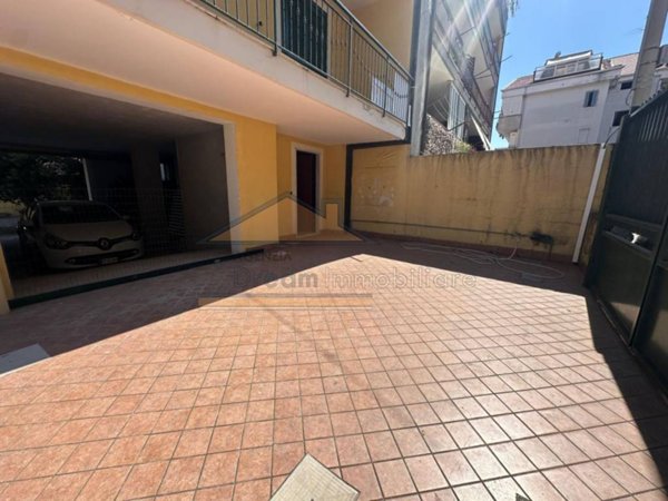 casa indipendente in affitto a Giugliano in Campania