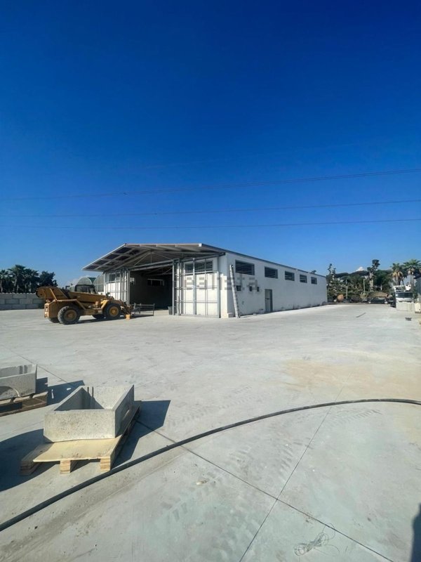 ufficio in affitto a Giugliano in Campania in zona Lago Patria