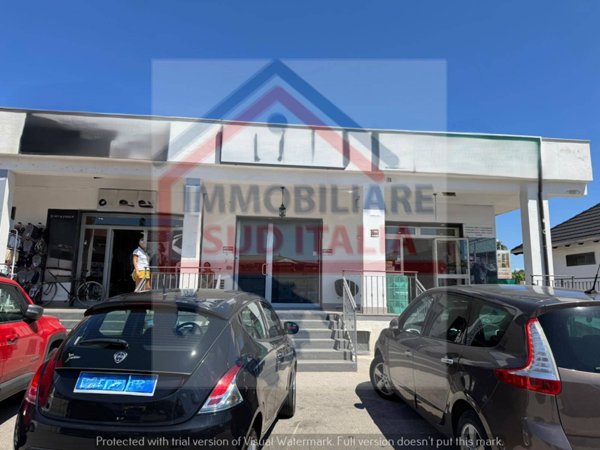 locale commerciale in affitto a Giugliano in Campania in zona Varcaturo
