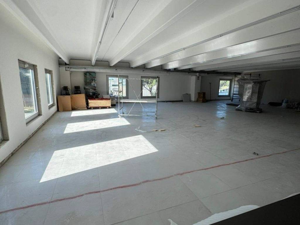 ufficio in affitto a Giugliano in Campania