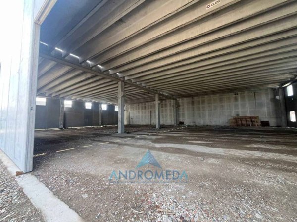 capannone in affitto a Giugliano in Campania