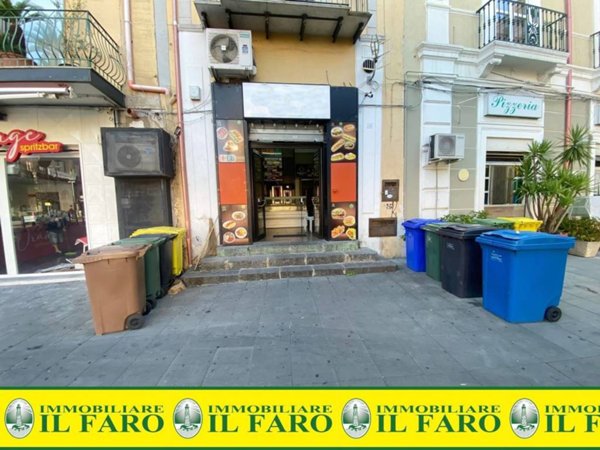 negozio in affitto a Giugliano in Campania