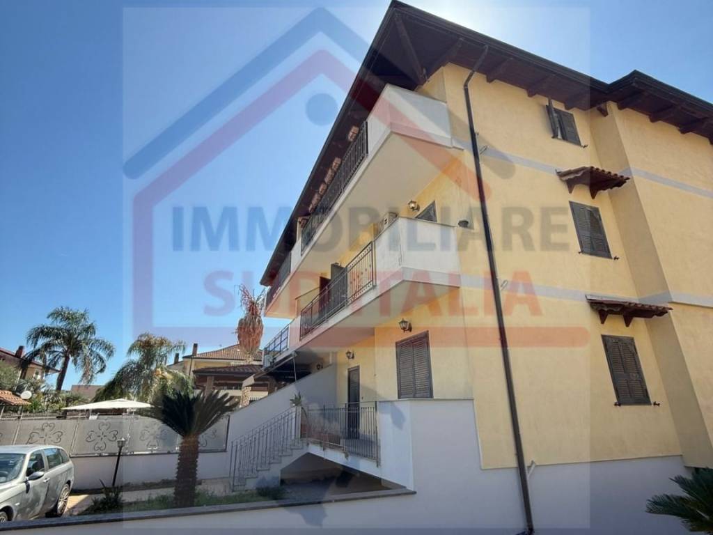 appartamento in affitto a Giugliano in Campania in zona Varcaturo