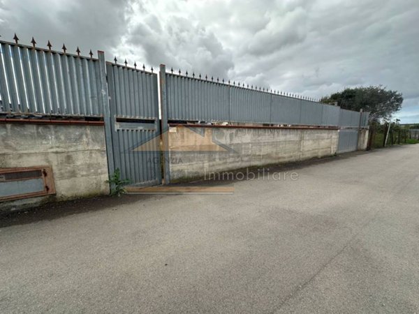 ufficio in affitto a Giugliano in Campania in zona Casacelle