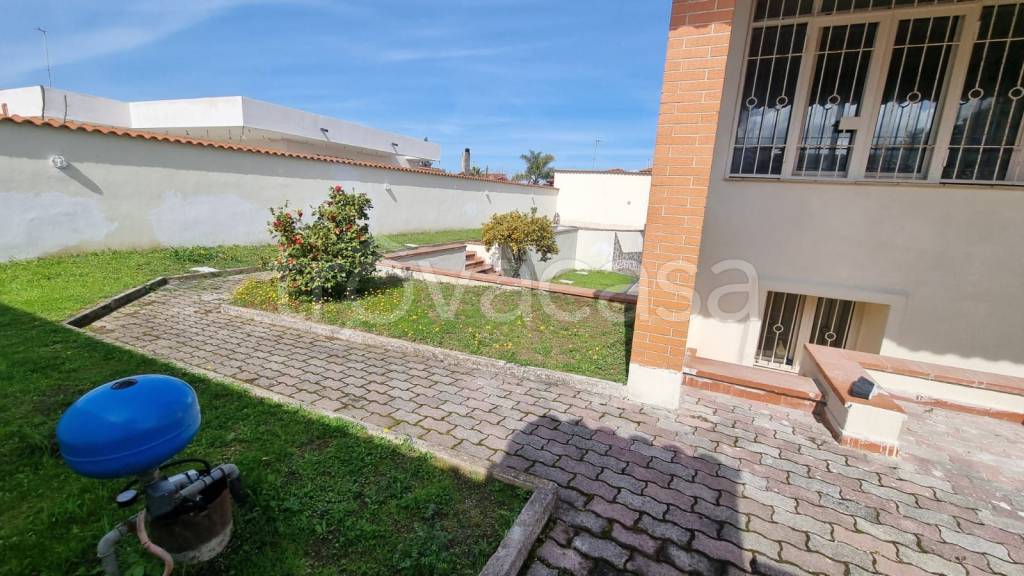 casa indipendente in affitto a Giugliano in Campania in zona Varcaturo