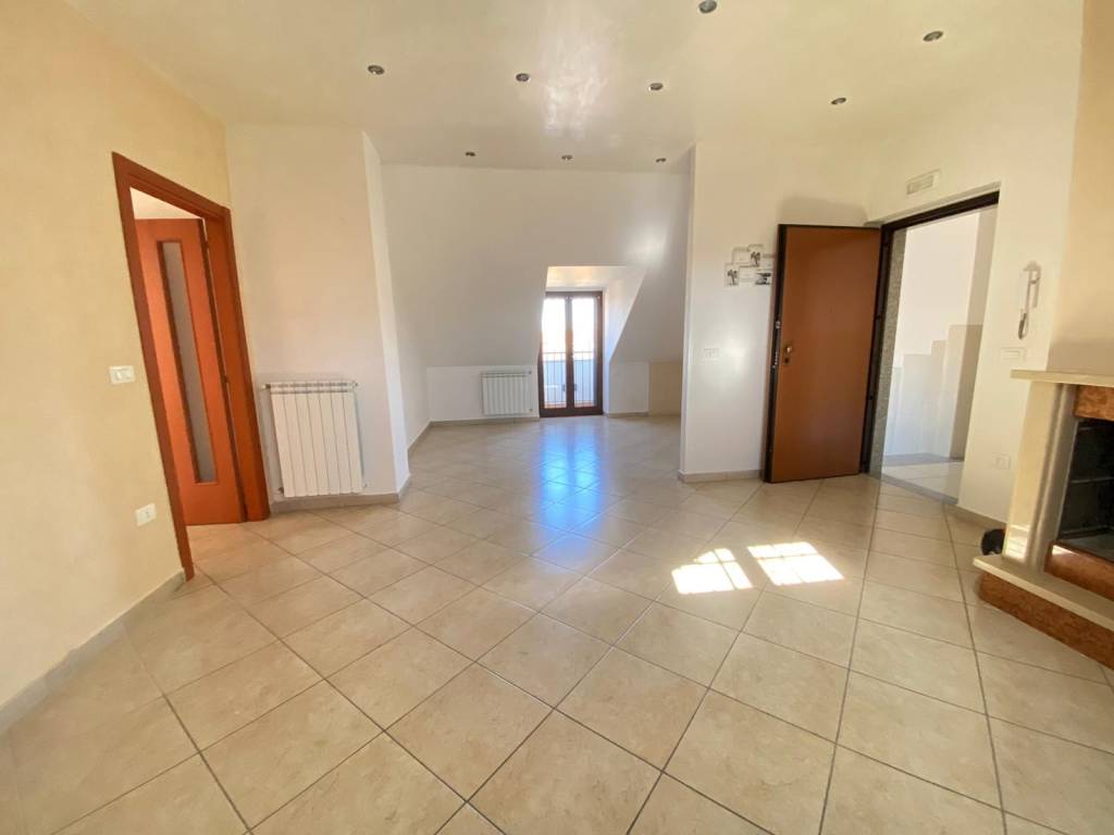 appartamento in affitto a Giugliano in Campania