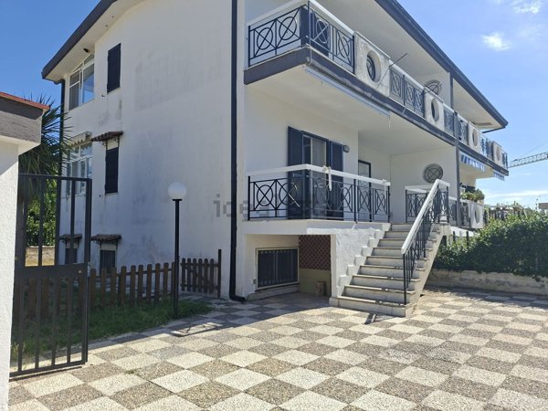 casa indipendente in affitto a Giugliano in Campania in zona Lago Patria