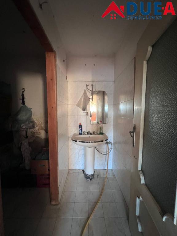 negozio in affitto a Giugliano in Campania in zona Casacelle