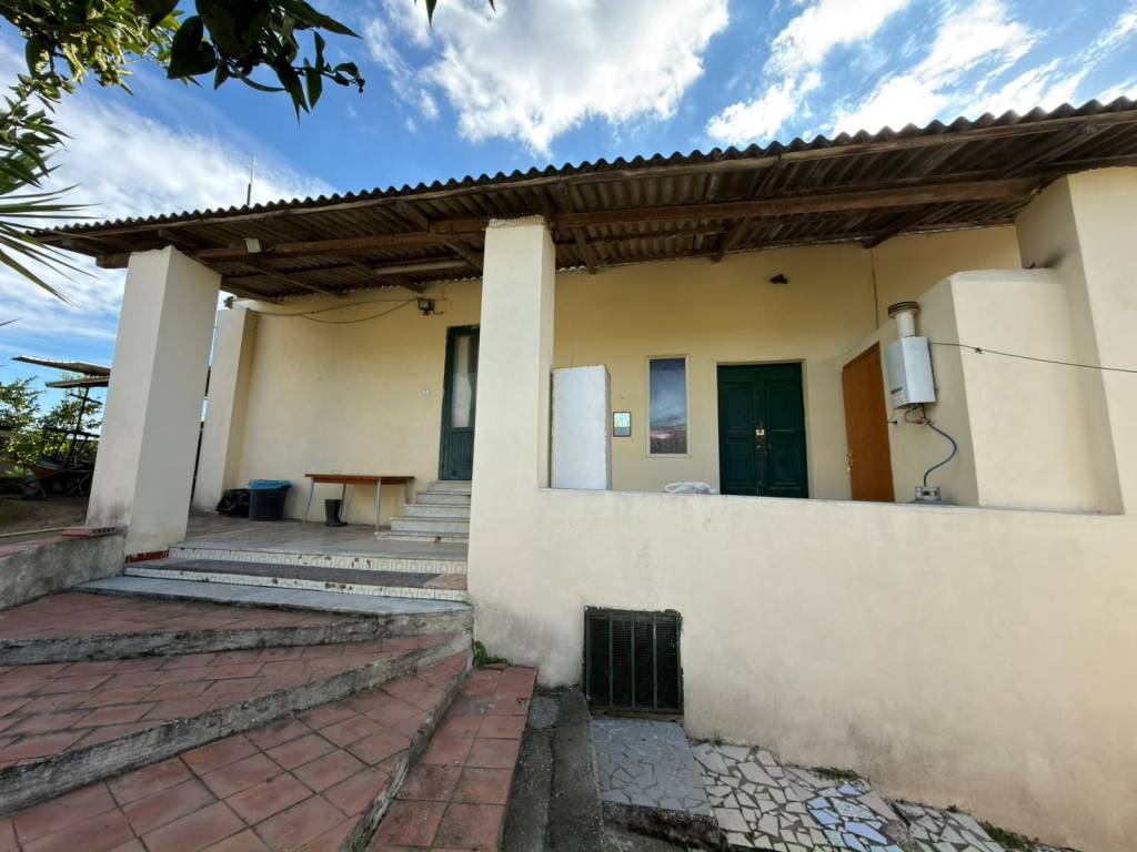 appartamento in affitto a Giugliano in Campania in zona Licola