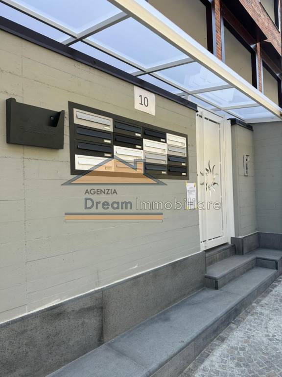 ufficio in affitto a Giugliano in Campania