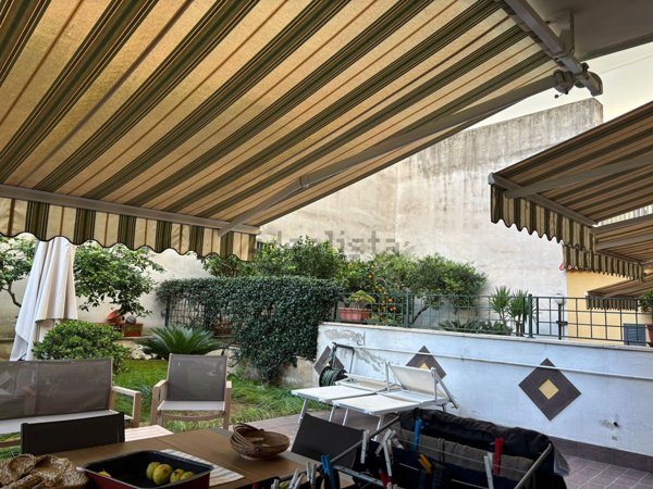 casa indipendente in affitto a Giugliano in Campania