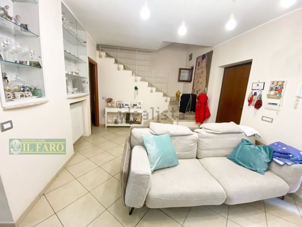 casa indipendente in affitto a Giugliano in Campania