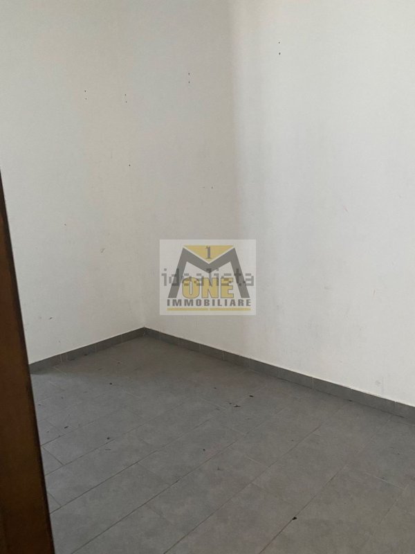 locale commerciale in affitto a Giugliano in Campania in zona Casacelle