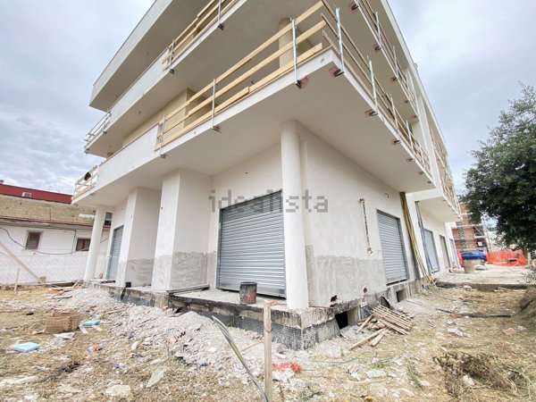 locale commerciale in affitto a Giugliano in Campania