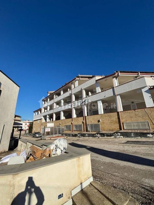 ufficio in affitto a Giugliano in Campania in zona Lago Patria