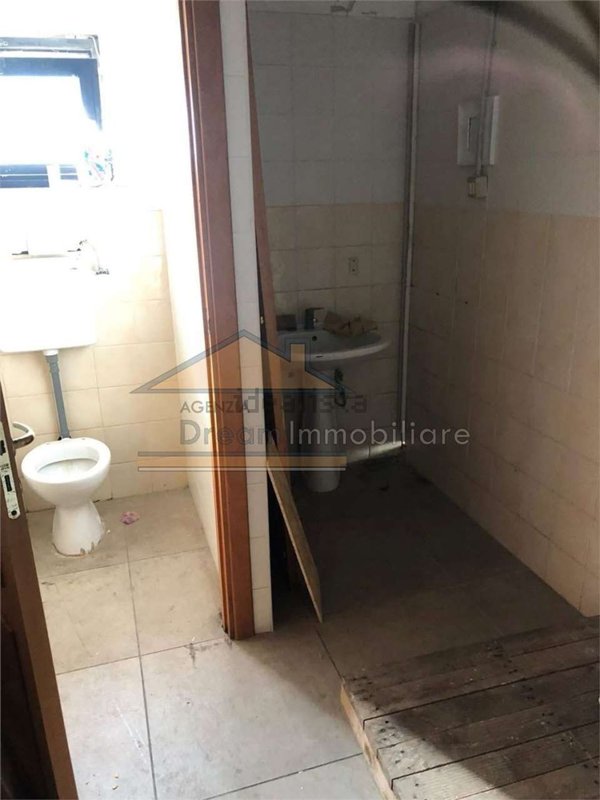 locale commerciale in affitto a Giugliano in Campania in zona Casacelle