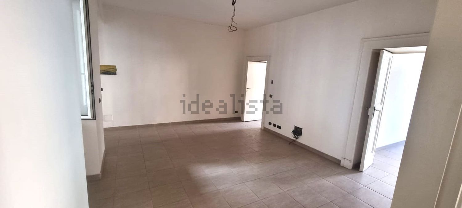 ufficio in affitto a Giugliano in Campania