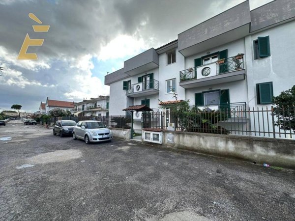 appartamento in affitto a Giugliano in Campania in zona Varcaturo