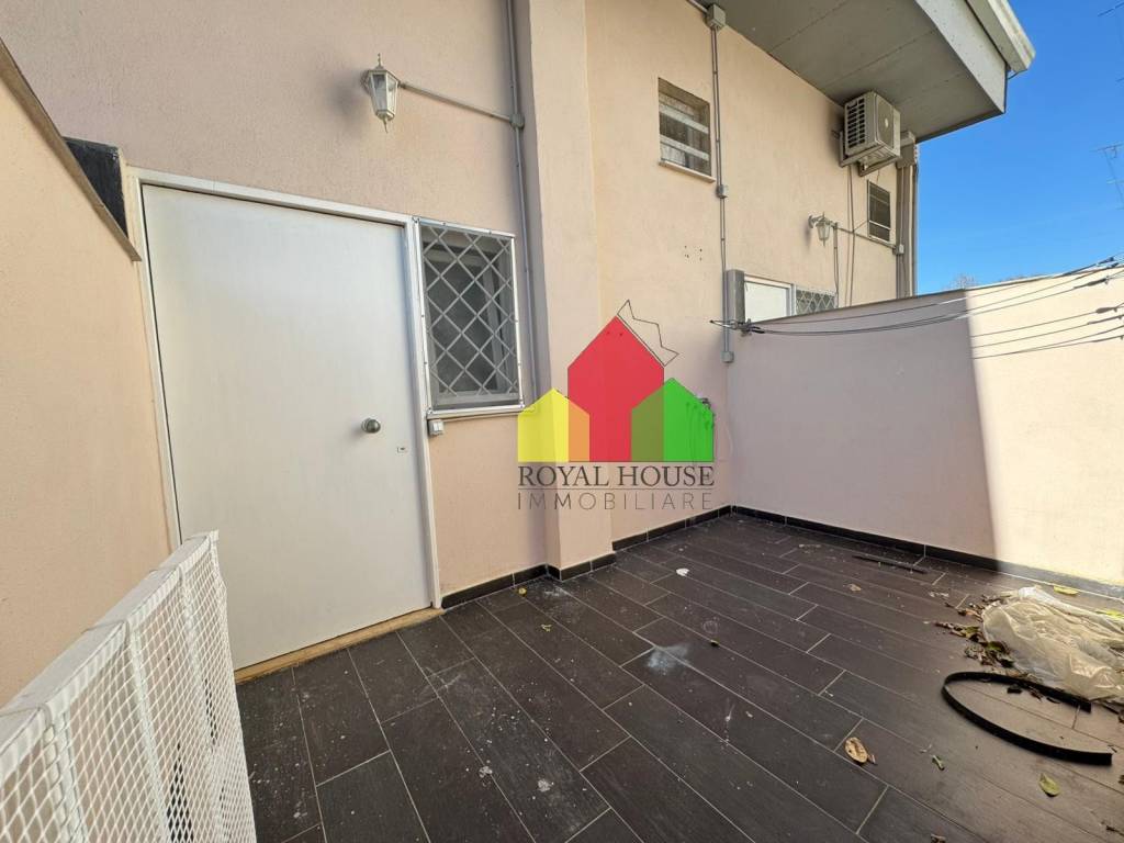 appartamento in affitto a Giugliano in Campania in zona Varcaturo