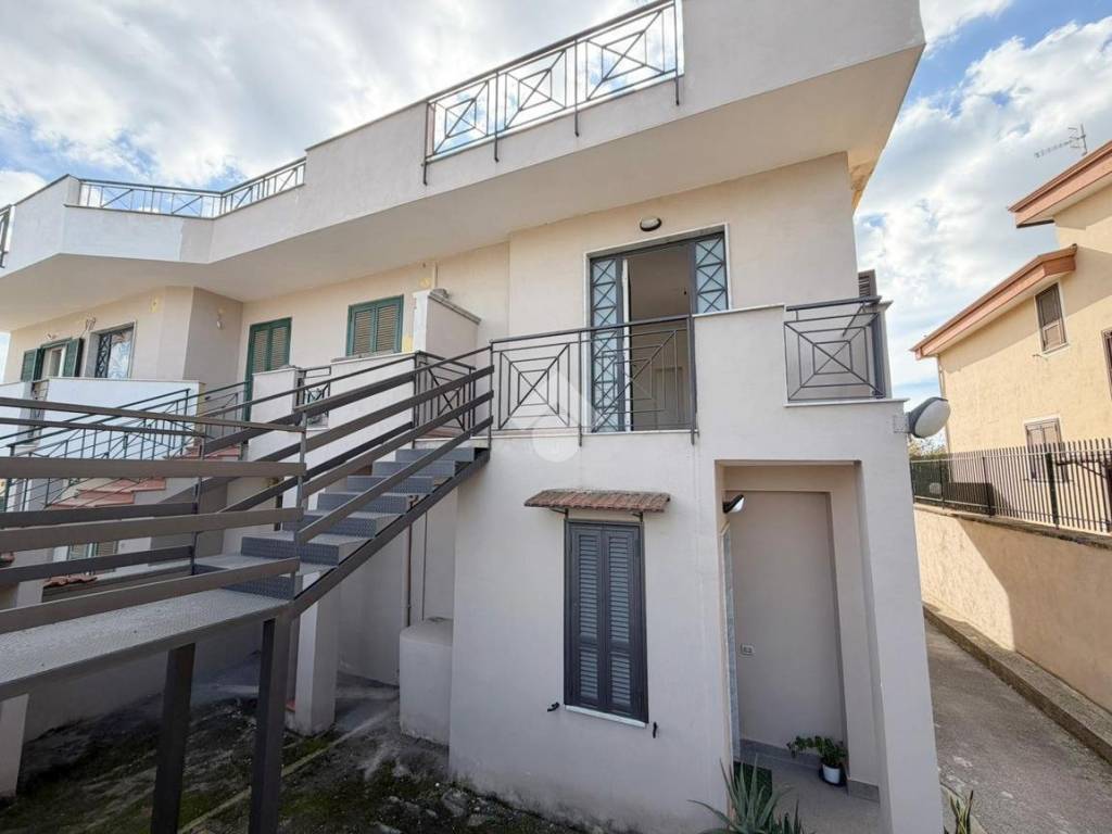 appartamento in affitto a Giugliano in Campania in zona Varcaturo