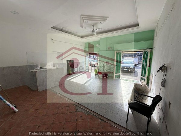 locale commerciale in affitto a Giugliano in Campania