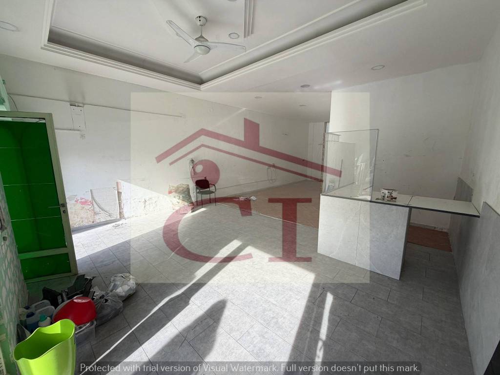 negozio in affitto a Giugliano in Campania