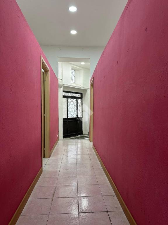 locale commerciale in affitto a Giugliano in Campania