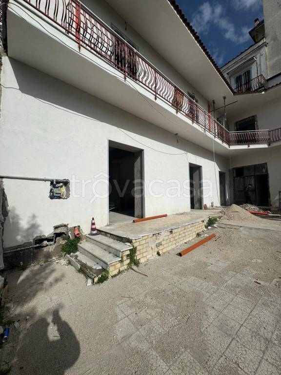 negozio in affitto a Giugliano in Campania