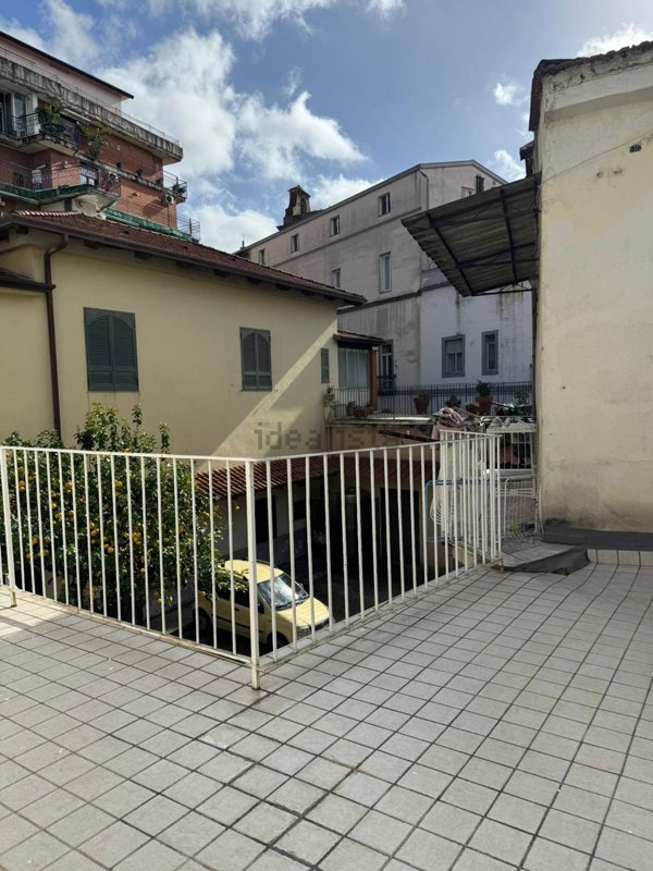 ufficio in affitto a Giugliano in Campania