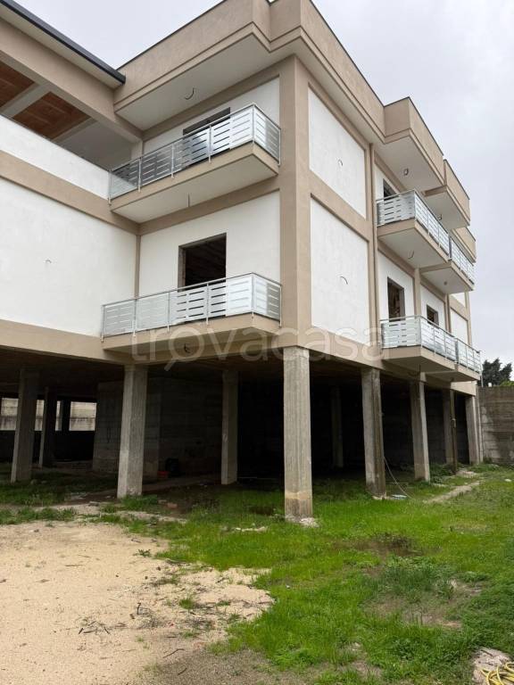 negozio in affitto a Giugliano in Campania