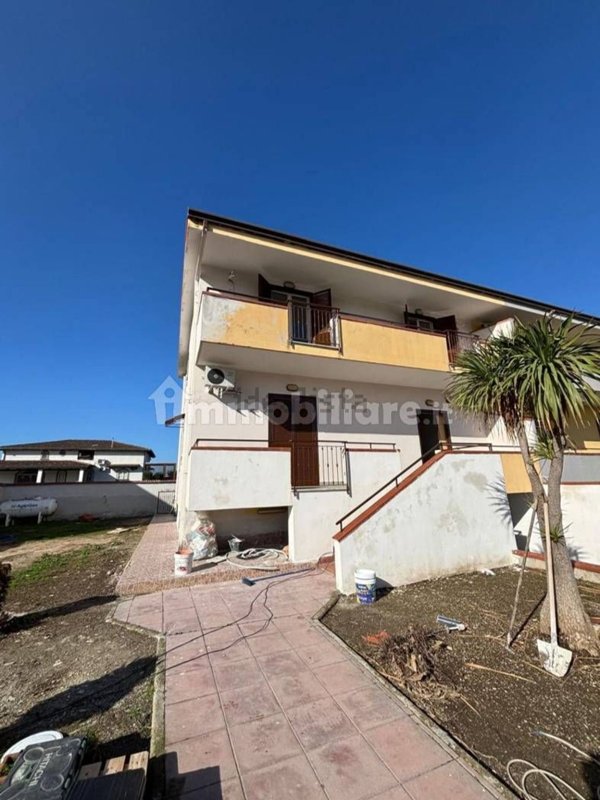casa indipendente in affitto a Giugliano in Campania in zona Varcaturo