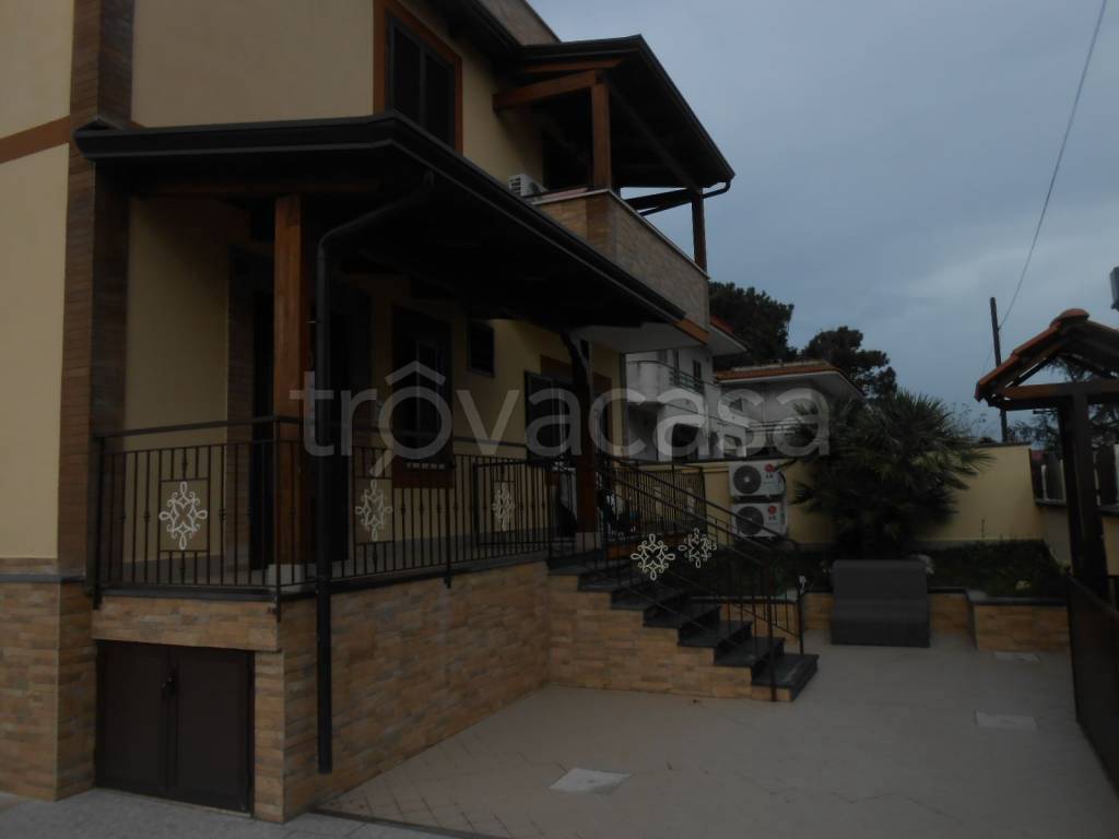 appartamento in affitto a Giugliano in Campania in zona Varcaturo