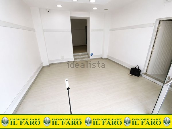 locale commerciale in affitto a Giugliano in Campania